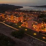 Toro's Iv - 4 Guests - 30'porto Cervo
