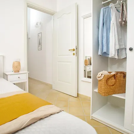 Toro Flat Iv 30' Porto Cervo, Free Parking & Private Terrace Lägenhet